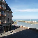 De Calais Hotel 2*