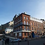 De Calais 2*