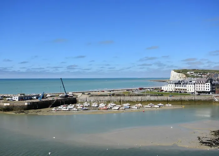 Hotel De Calais Le Tréport