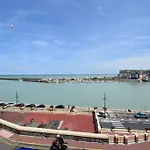 De Calais Hotel 2*
