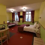 Hotel De Calais