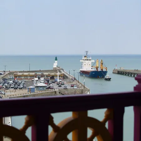 De Calais 2*