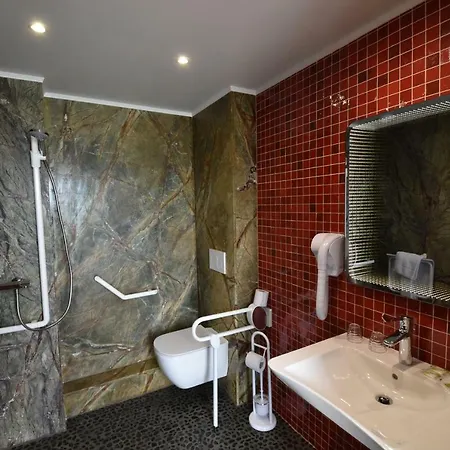 De Calais Hotel 2*