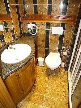 酒店 De Calais 勒特雷波尔